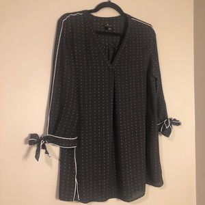 Worthington V Neck Blouse